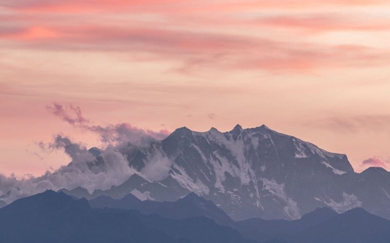 samuel-ferrara-dKJXkKCF2D8-unsplash